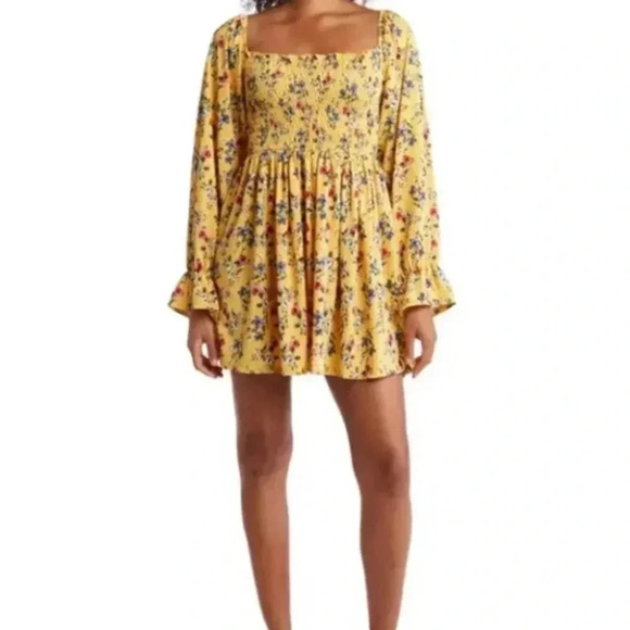 Velvet Torch Los Angeles Smocked Yellow Floral Mini Dress Size M - Picture 1 of 11